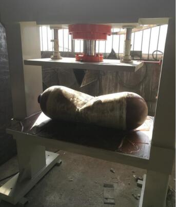 LNG氣瓶壓扁試驗機(jī)|鋼瓶壓扁機(jī)|瓶體壓扁機(jī)