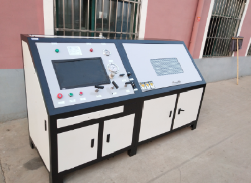 水壓爆破試驗機(jī)的設(shè)備特點